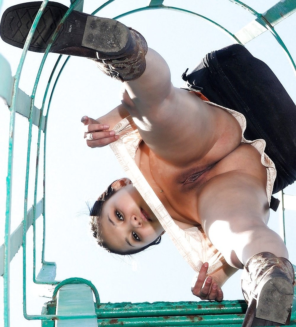 Голые женщины подсмотренное