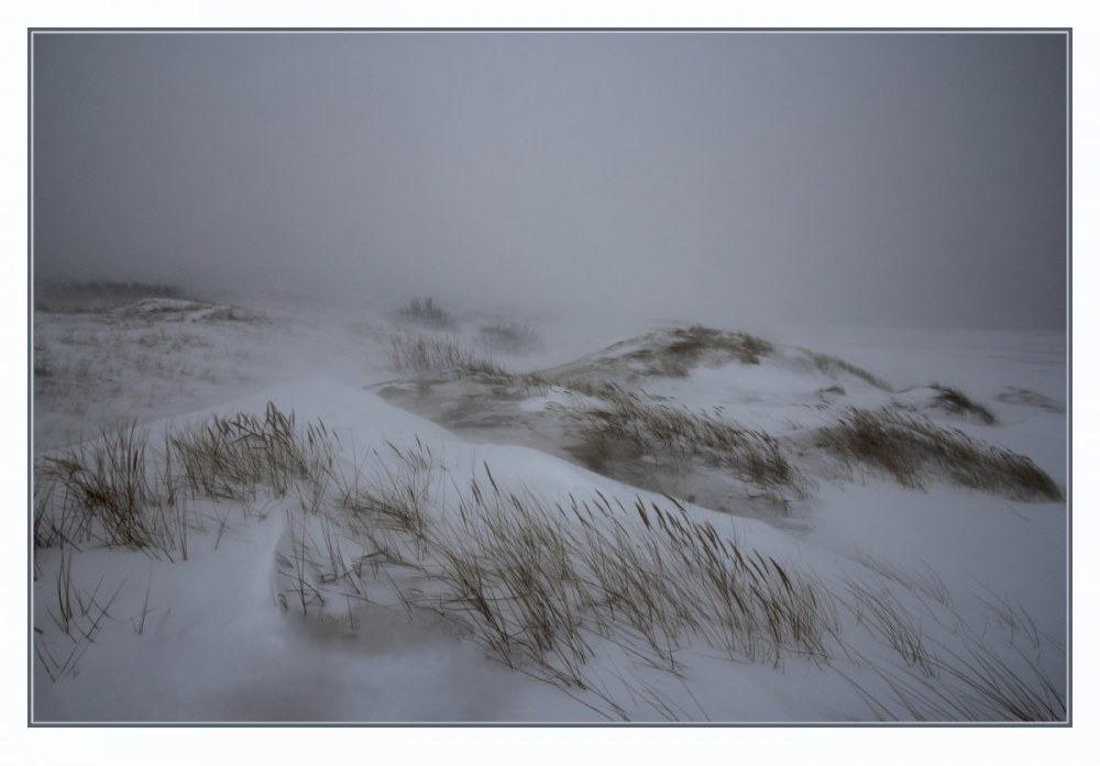 Буря мглою небо кроет вихри снежные крутя