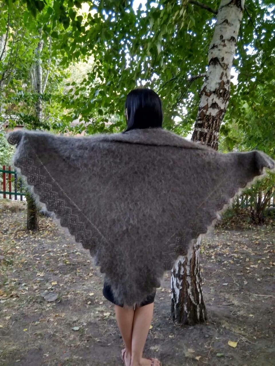 Шаль пуховая упакованная в коробк