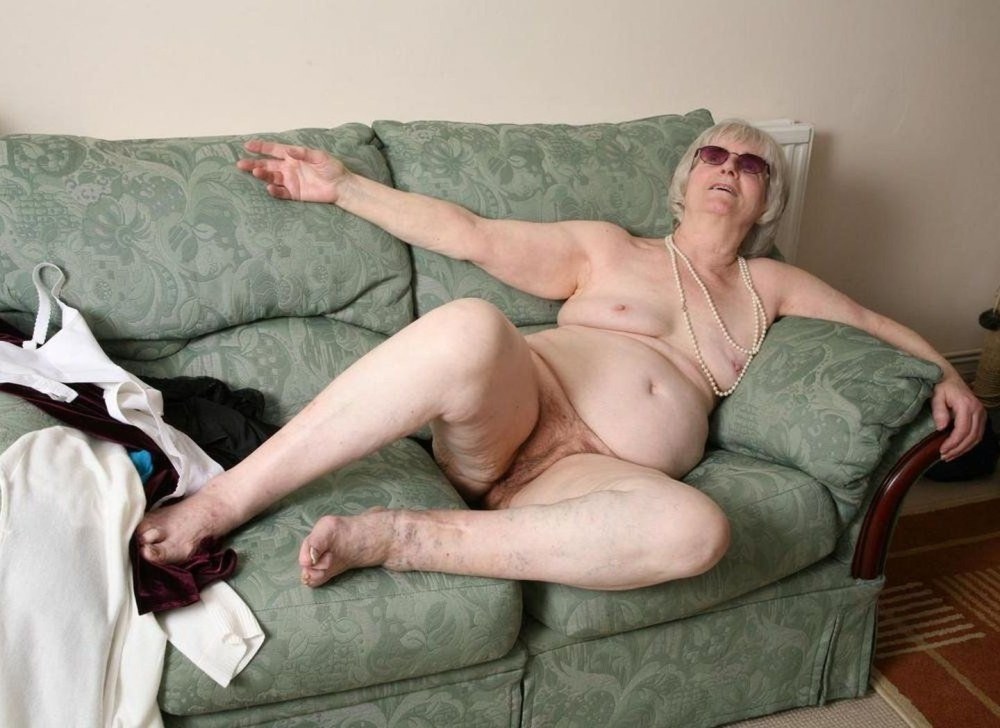 Бабушки. Проститутки. Старушки