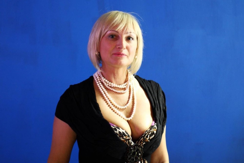 Голая баба в 45 лет домашняя