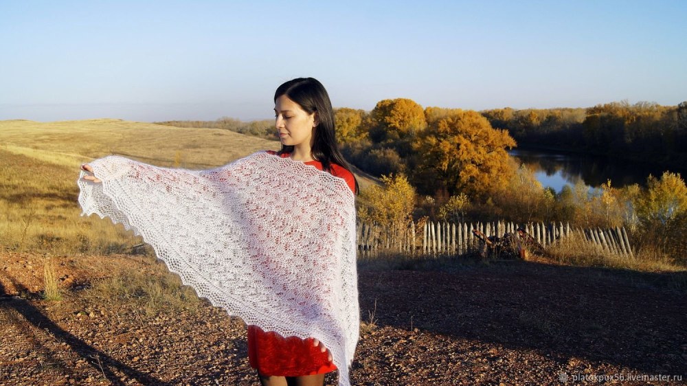 Пуховые платки из Урюпинска из козьего пуха