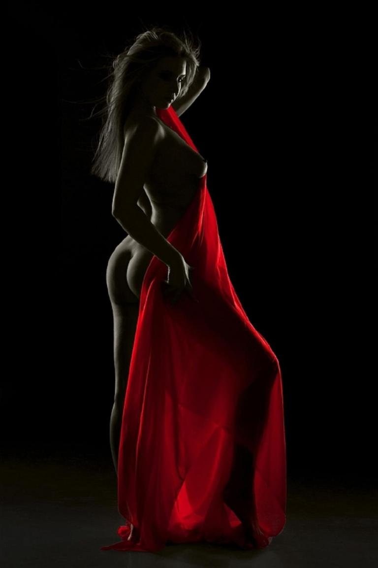 в красном платье эротика фото 44
