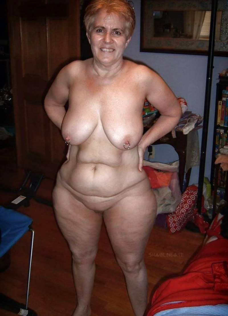 Зрелые с большими ляжками