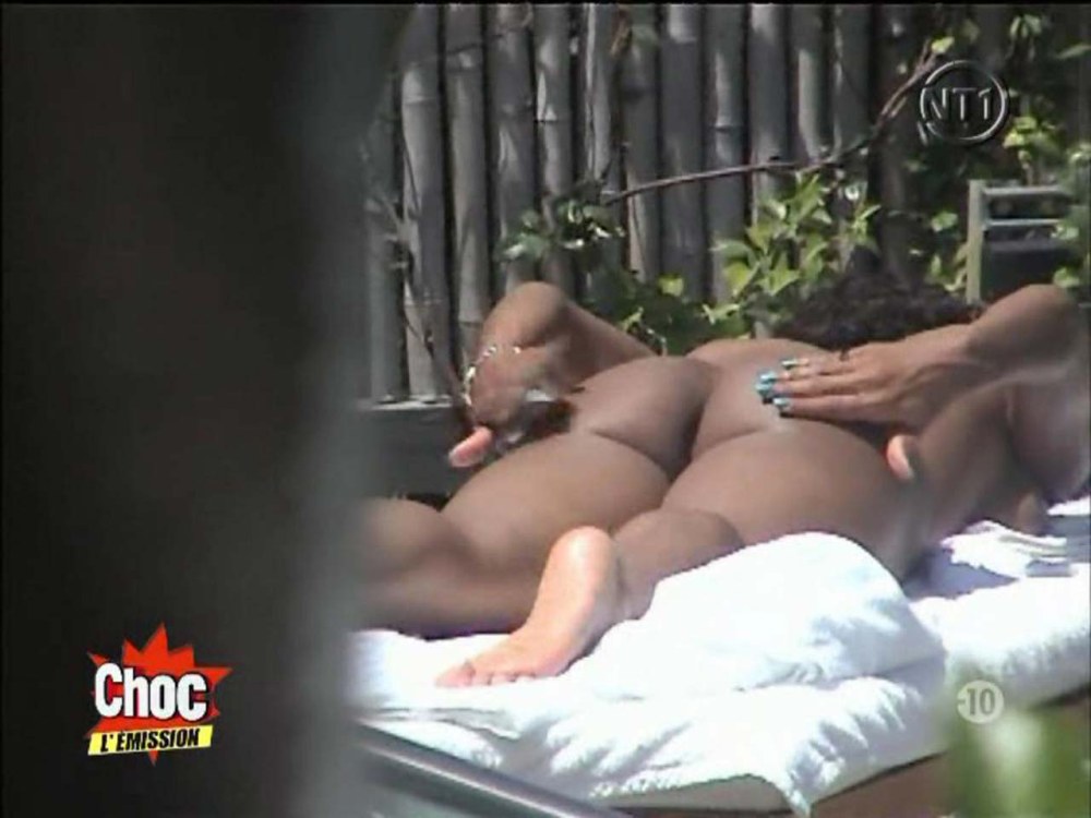 Бритни Спирс без трусов