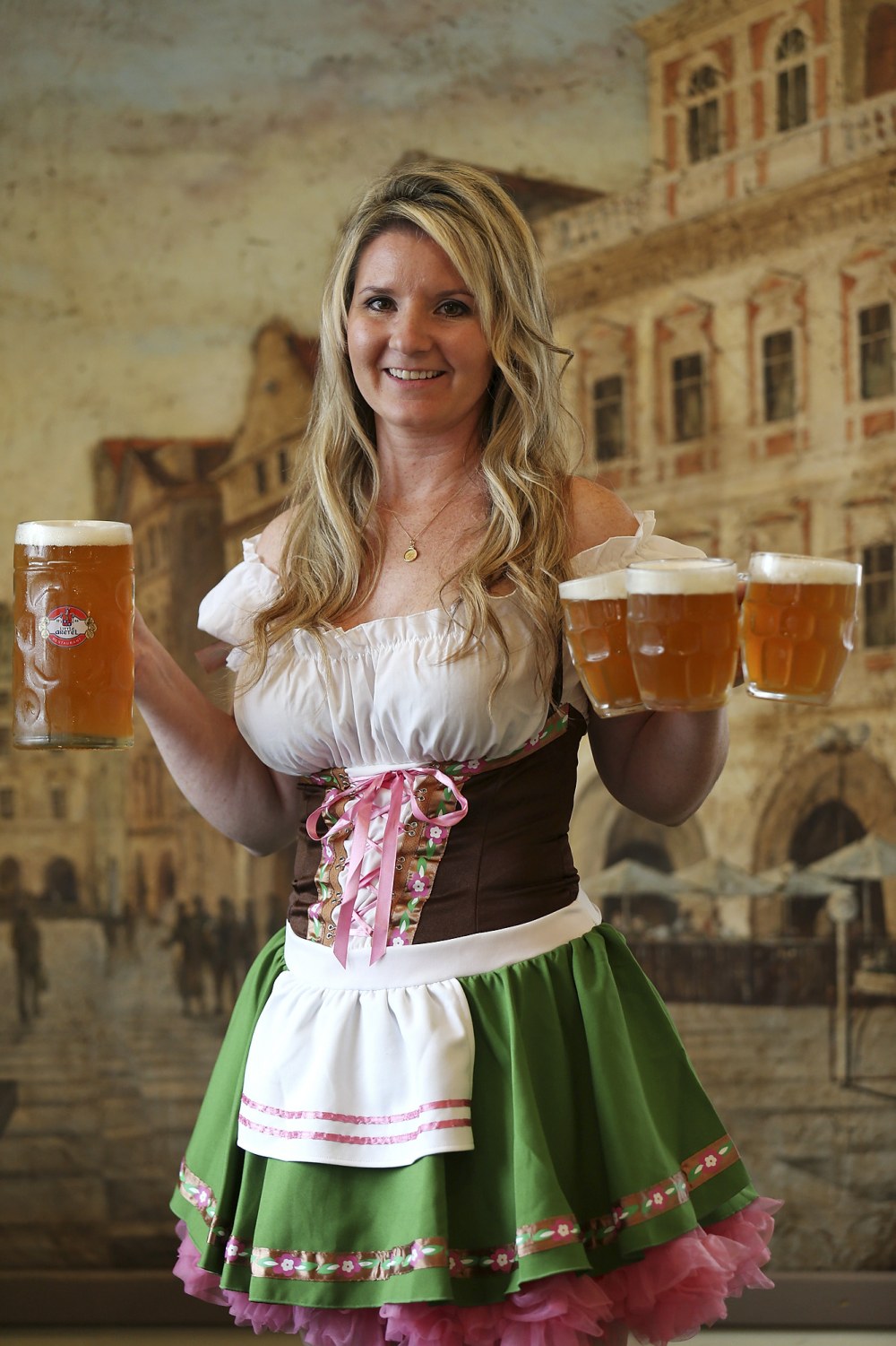 Немки Октоберфест девушки Октоберфеста