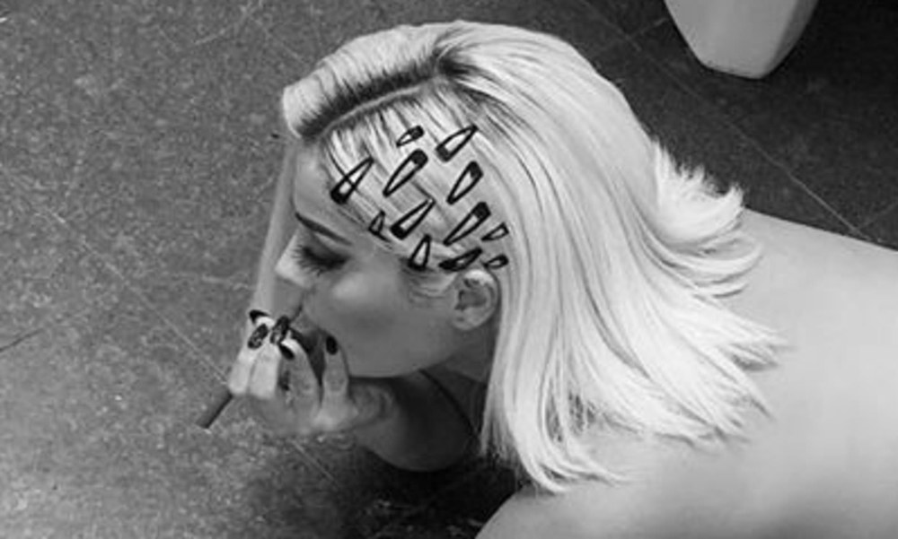 Bebe Rexha в купальнике 2021