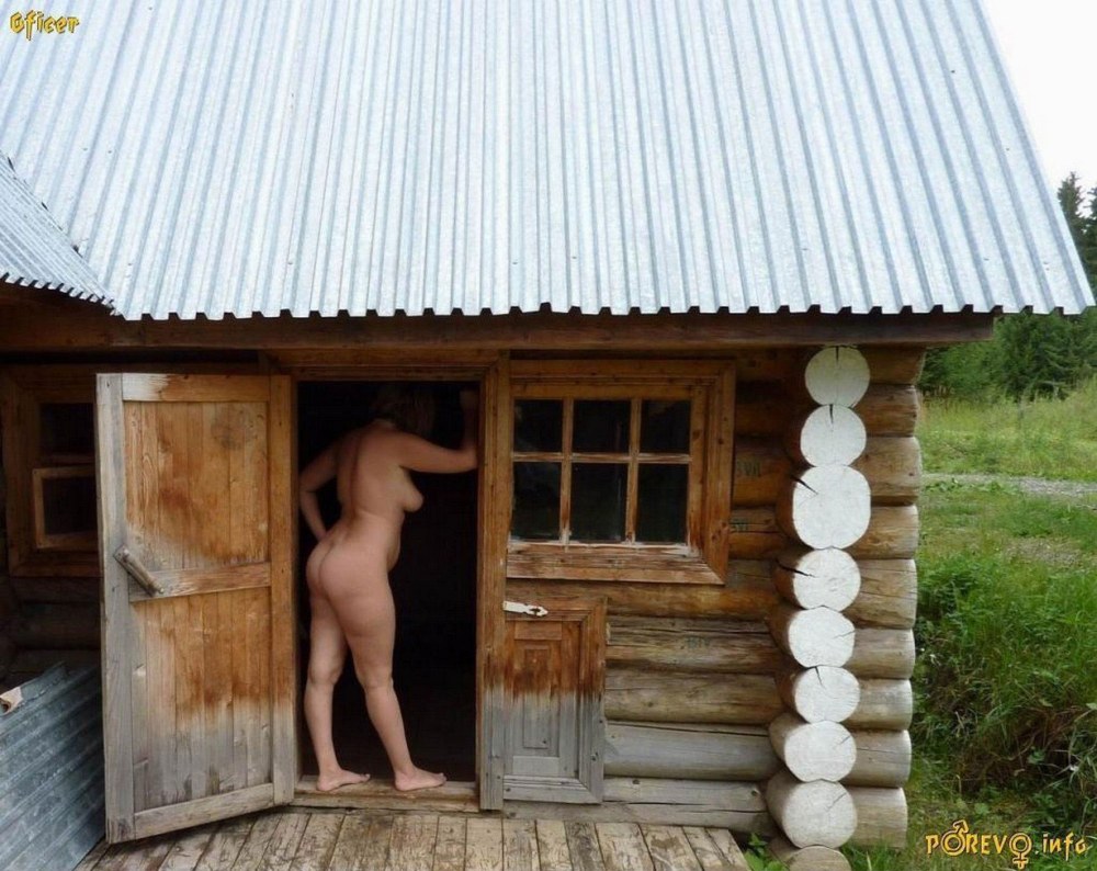 Красивые голые женщины в бане