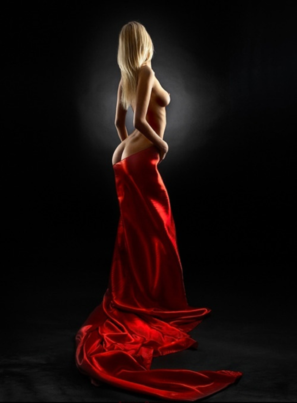 в красном платье эротика фото 41