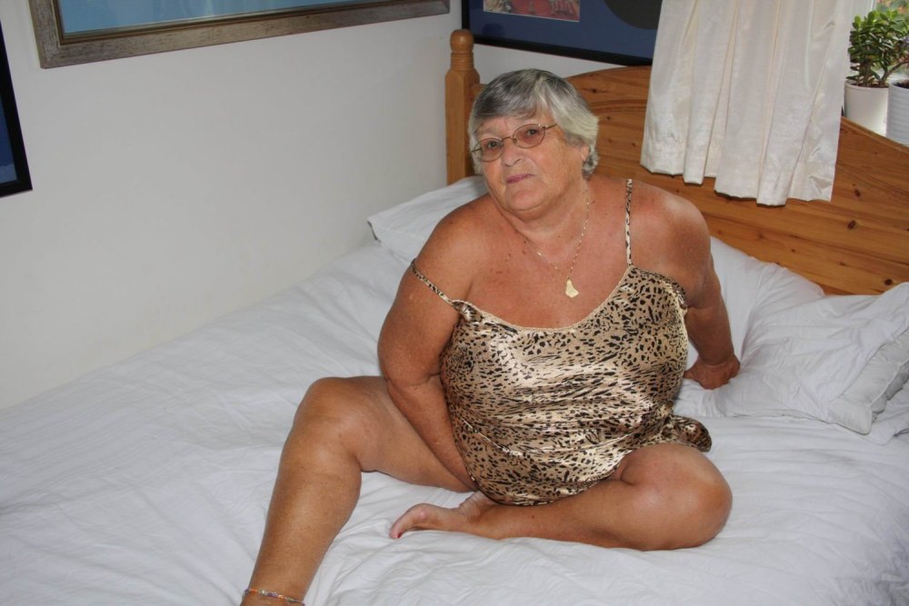 ГРЕННИ Либби