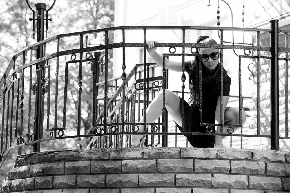 Девушка пригласит в гости час