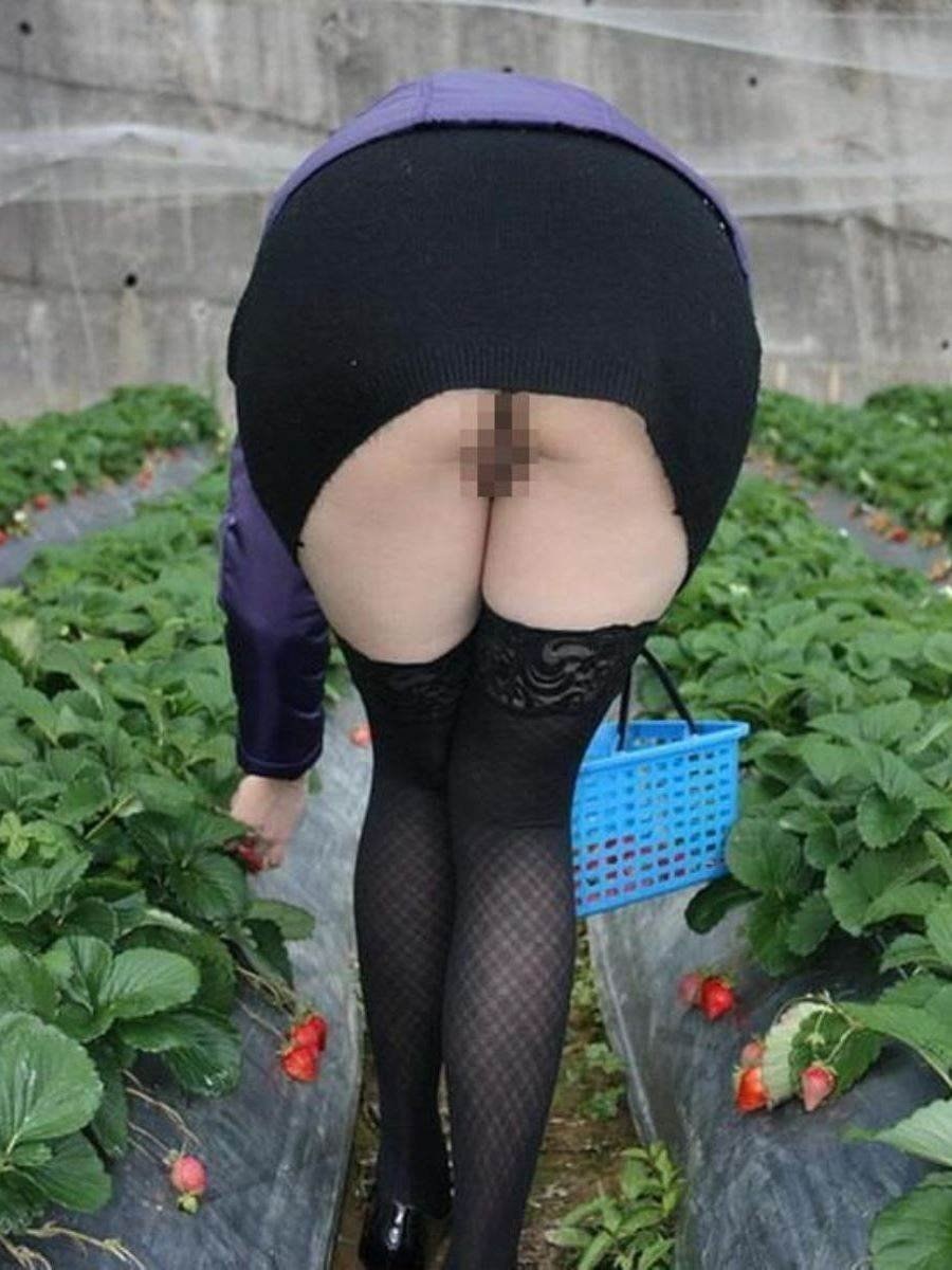 Волосатая вагина в чулках