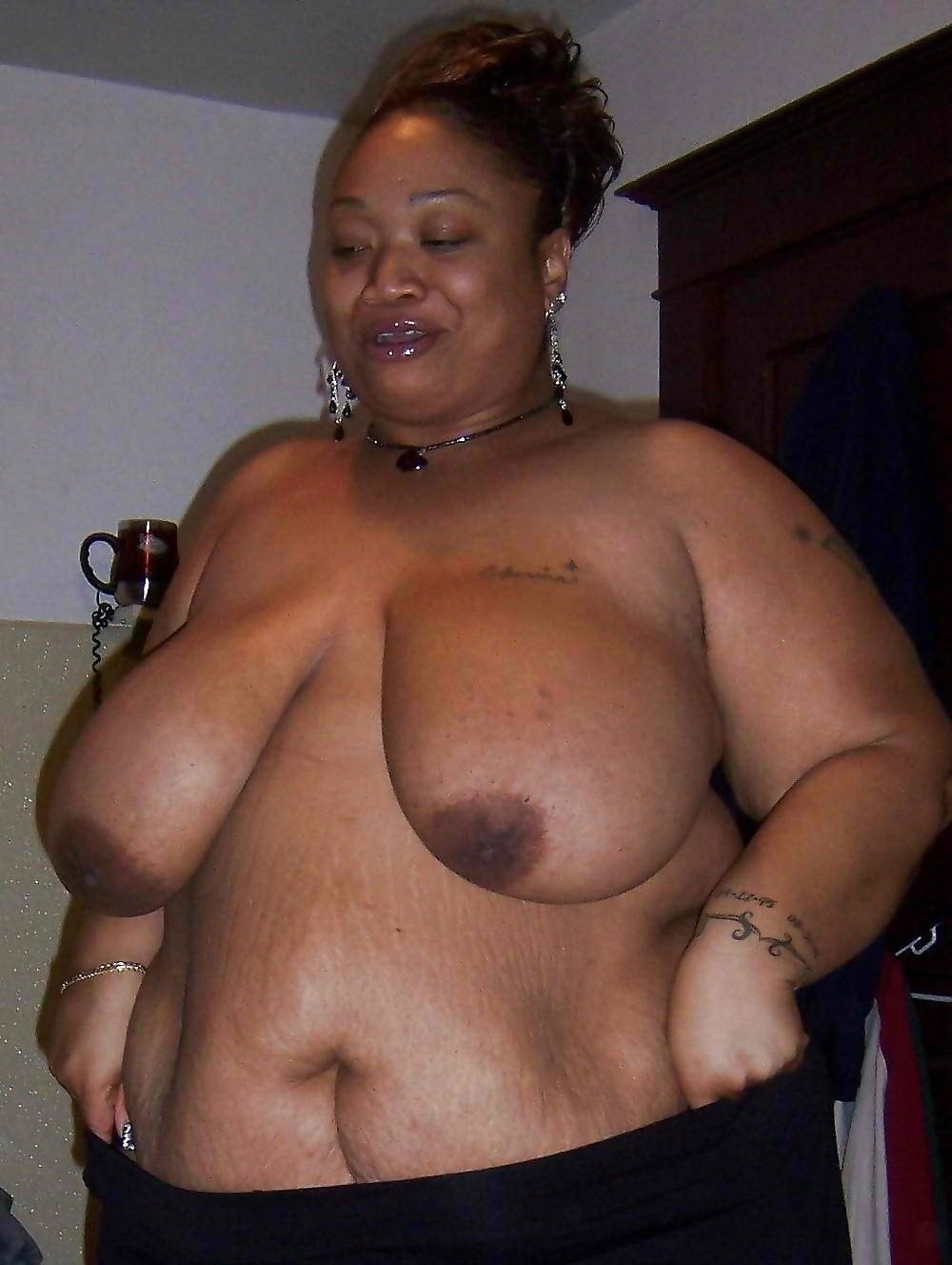 Негритянки с большими сиськами