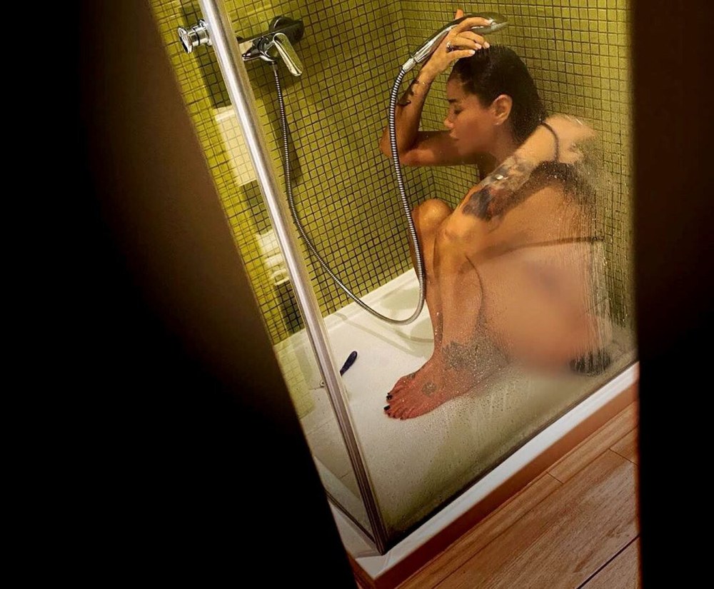 Ванесса Энн Хадженс голая