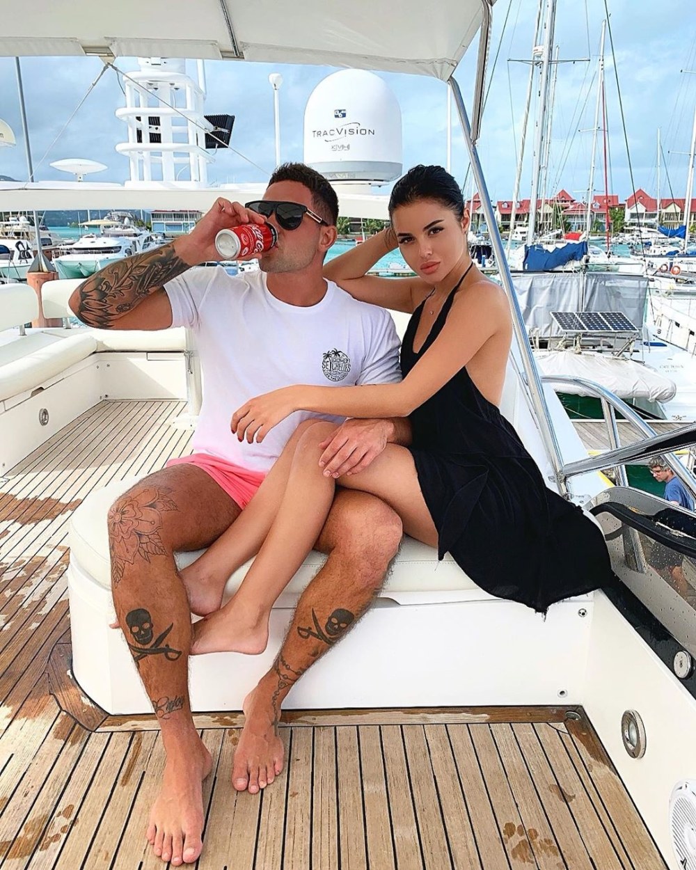 Яна и Захар Саленко дом 2