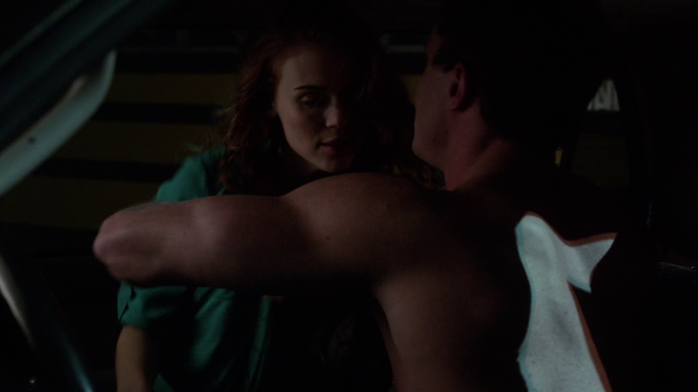 Голая актриса Холлэнд Роден