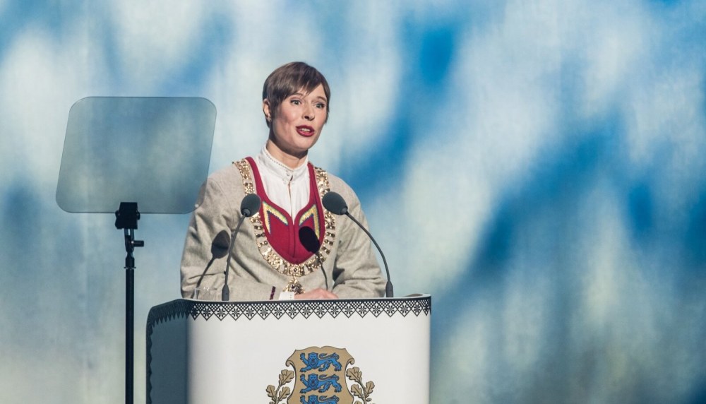 Кальюлайд Кристи и ее ножки