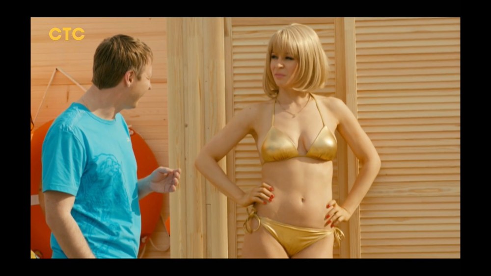 Голые красотки кунилингус в бассейне