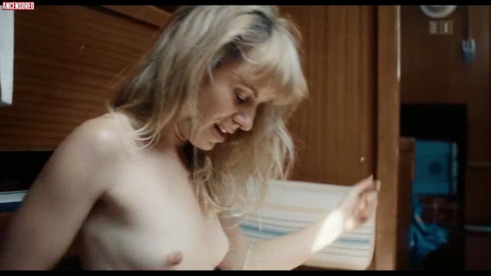 Рада Митчелл грудь