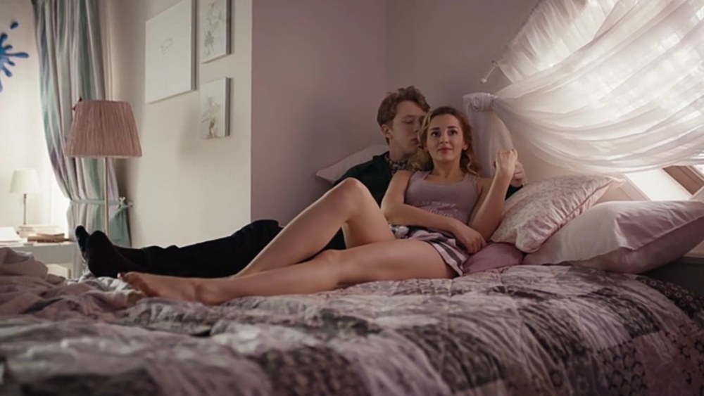 Кристин Лаура Кройк nude