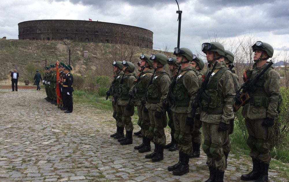 Гора Арарат ночной вид
