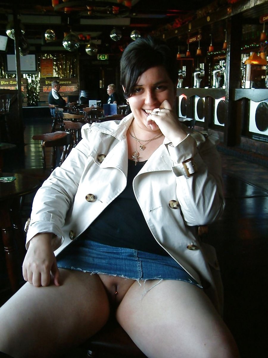 Крупные женщины без трусов