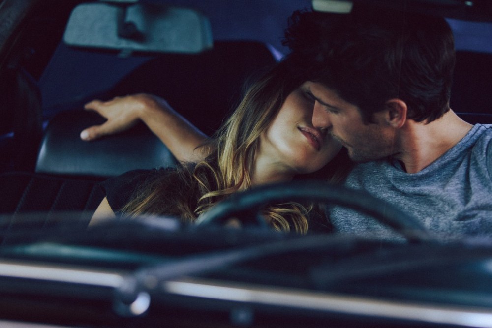 Сводная сестра застряла в стиралке