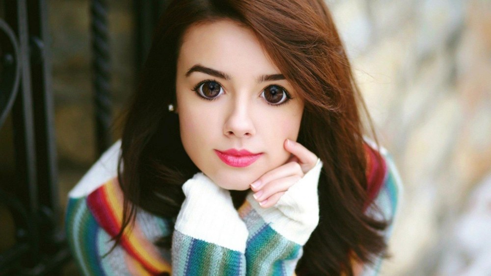 Хлоя вевриер секретарша