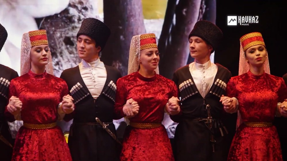 Объятия влюбленных