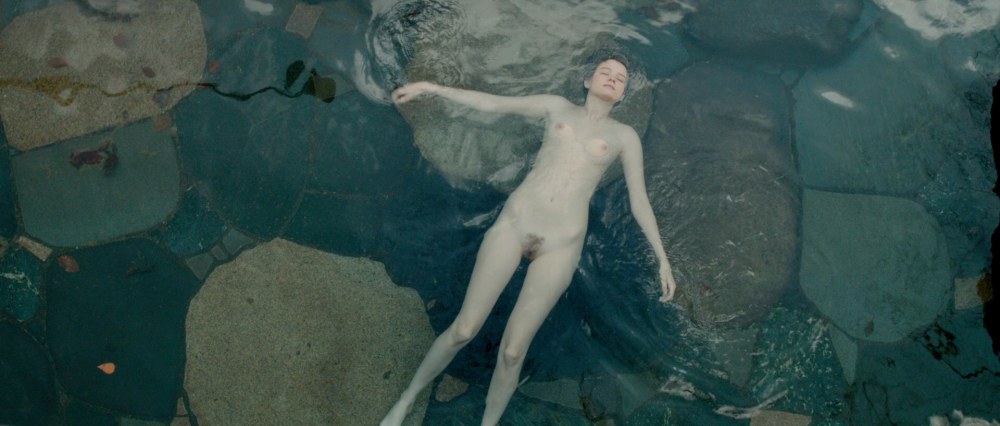 Полина Агуреева в фильме эйфория голая