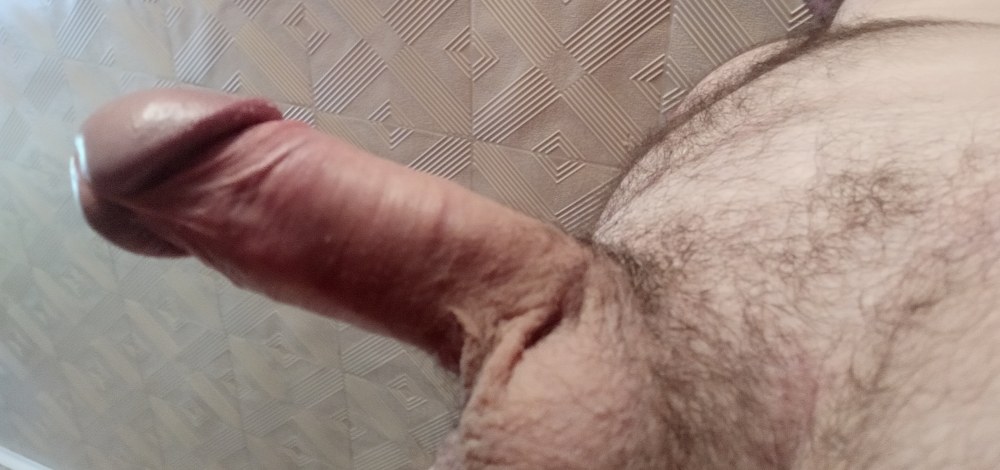 Красивый толстый член вид снизу