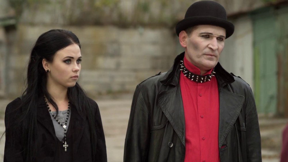 Анна кошмал в купальнике Сваты 6