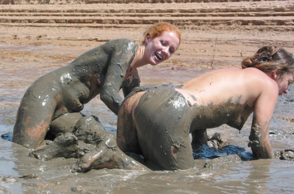 Лечебные грязи нагишом