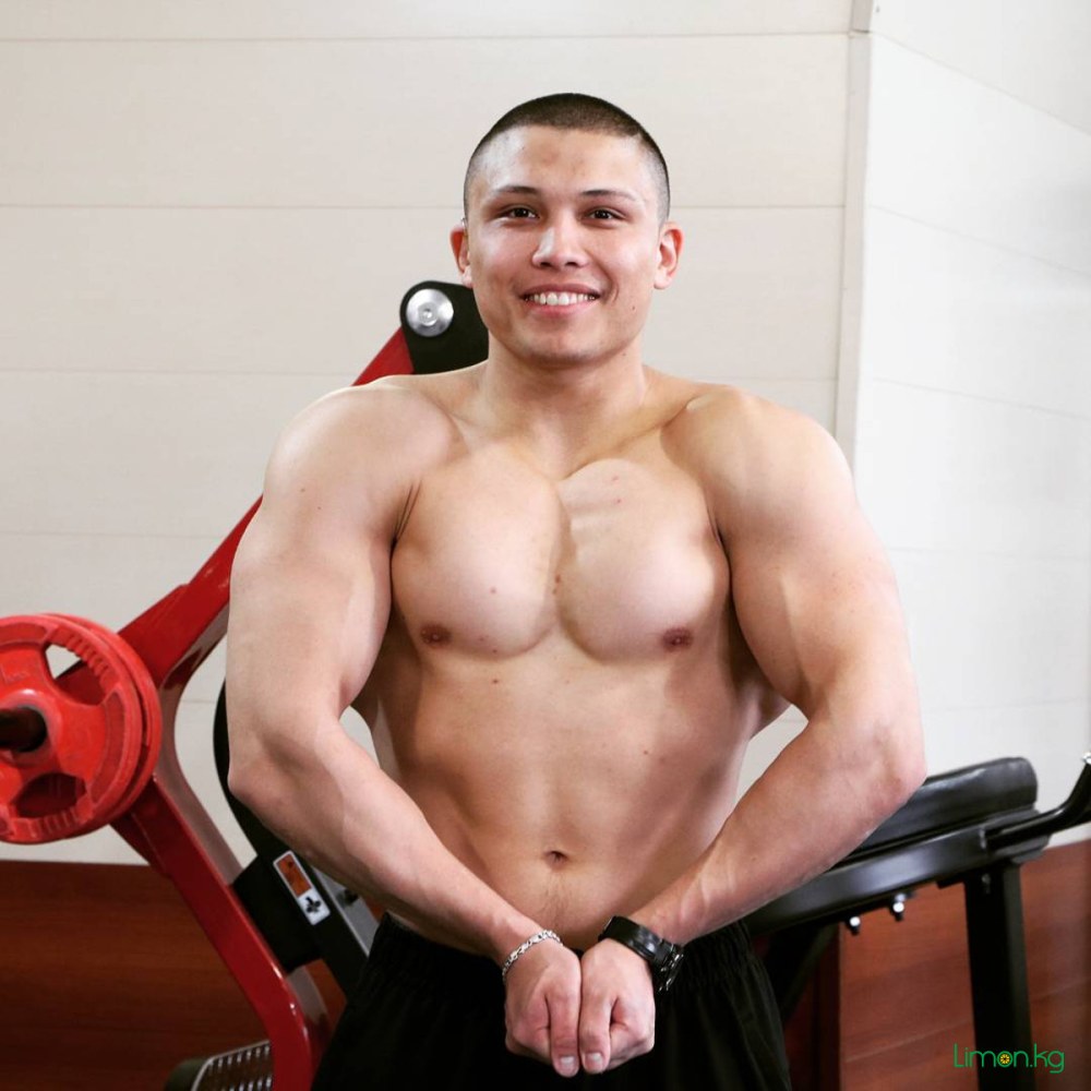 Красивые голые китайские парни