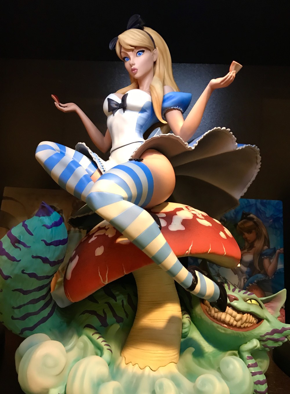 J Scott Campbell Alice in Wonderland