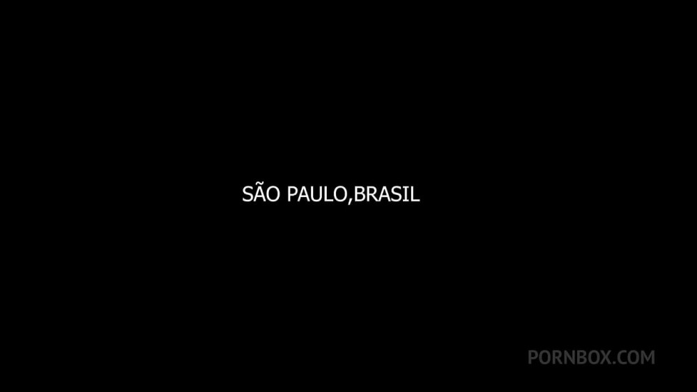 Я люблю грусть на черном фоне