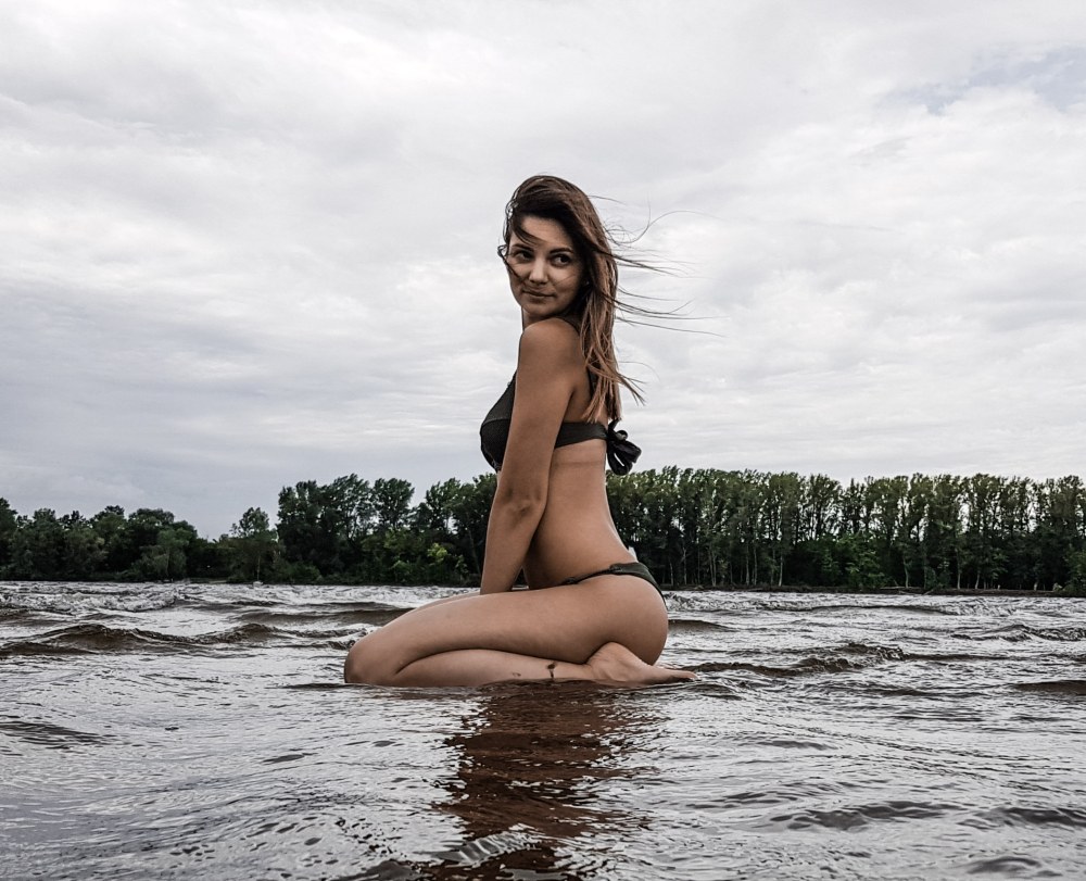 Анна Абрамова голая