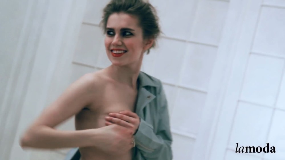 Дарья Мельникова в фильме «однажды», 2013 nude