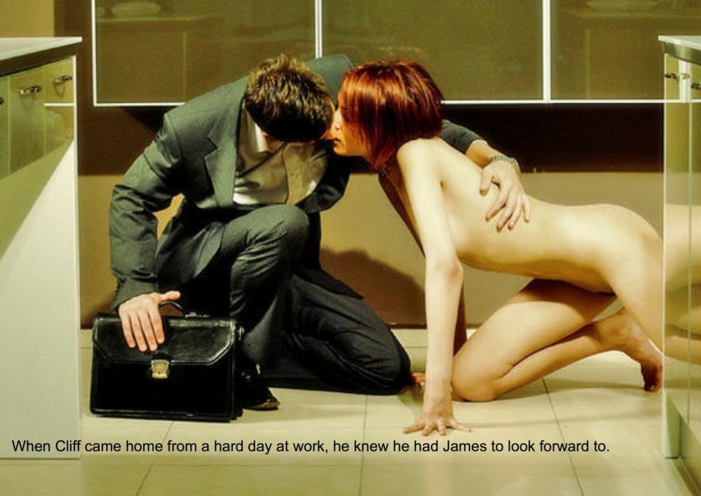 Голая встречает с работы