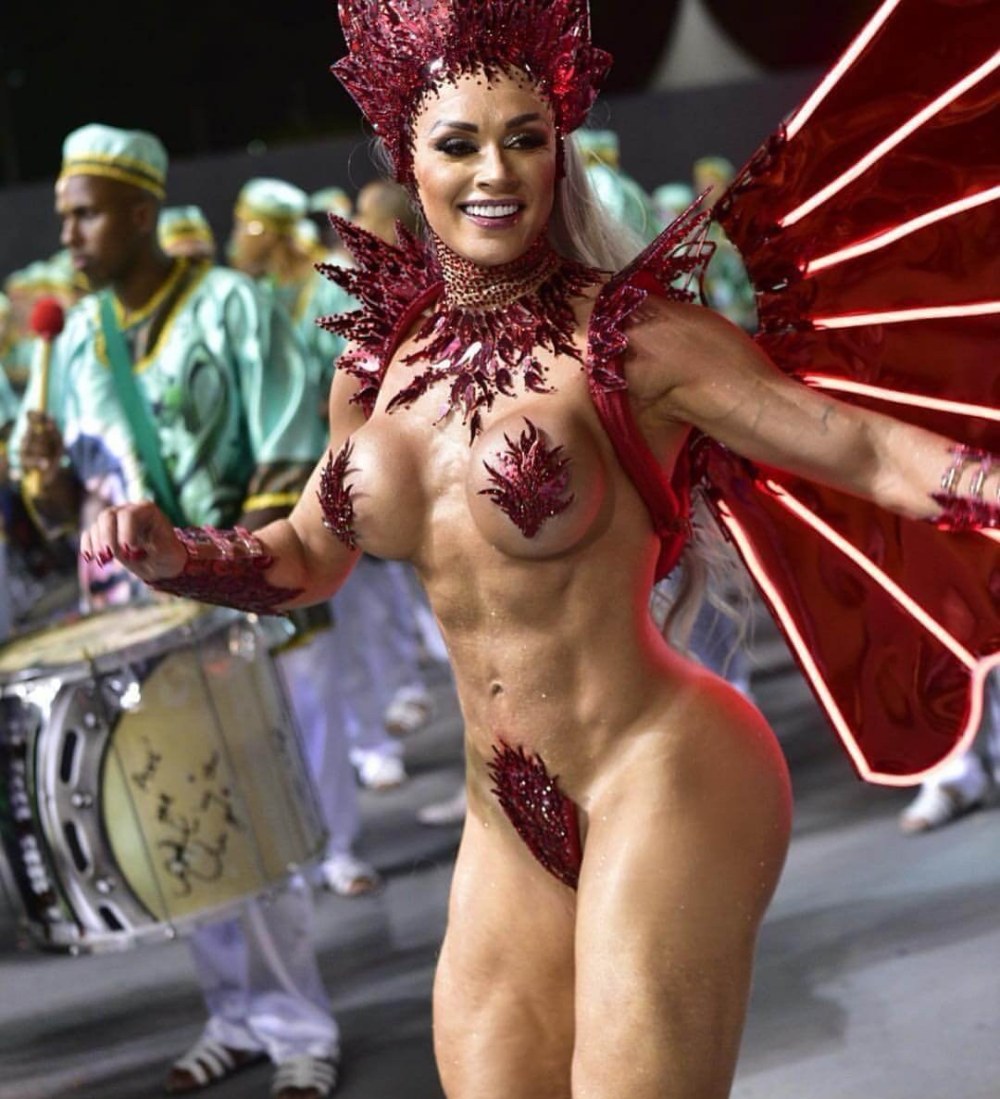порно бразильском карнавале фото 56