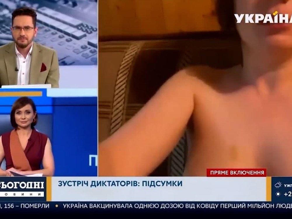 Телеведущая разделась в прямом эфире
