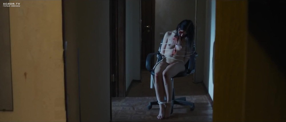 Полина Давыдова голенькая