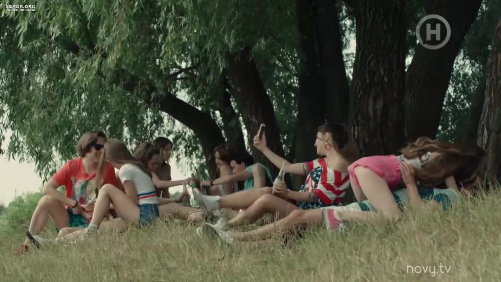 Полина Носыхина ню