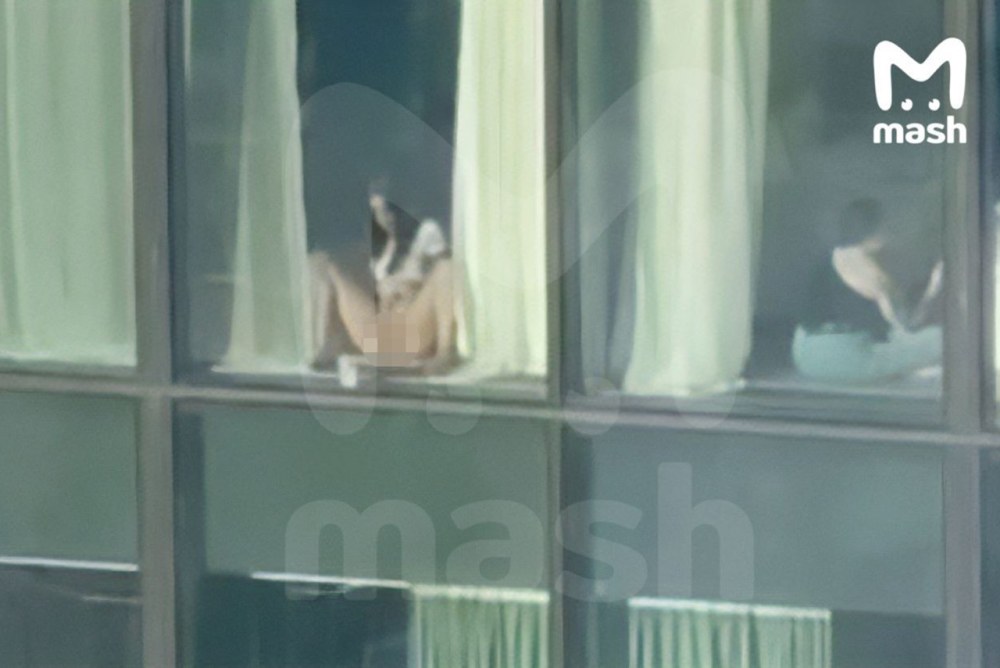 Голые в окнах Москва Сити