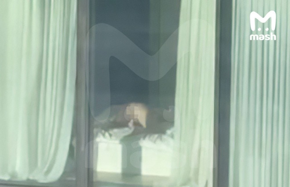 Голые в окнах Москва Сити