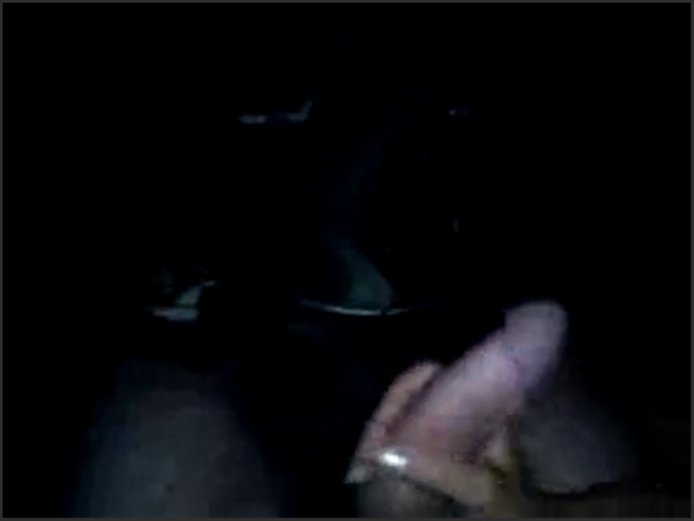 Член в машине частное ночью