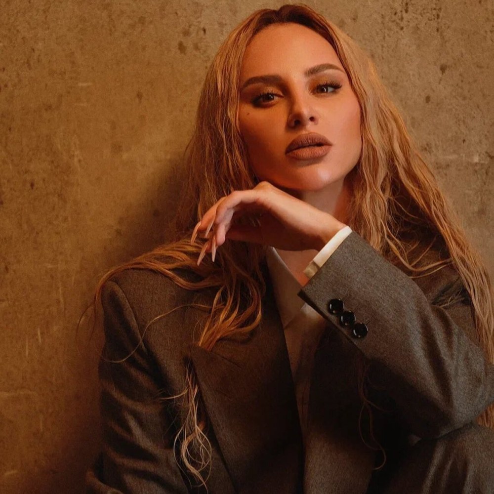 Анна Асти 2022