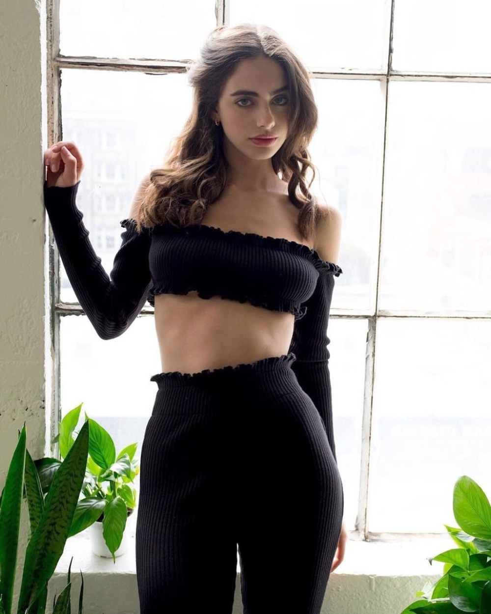 Яэль Шелби (Yael Shelbia)