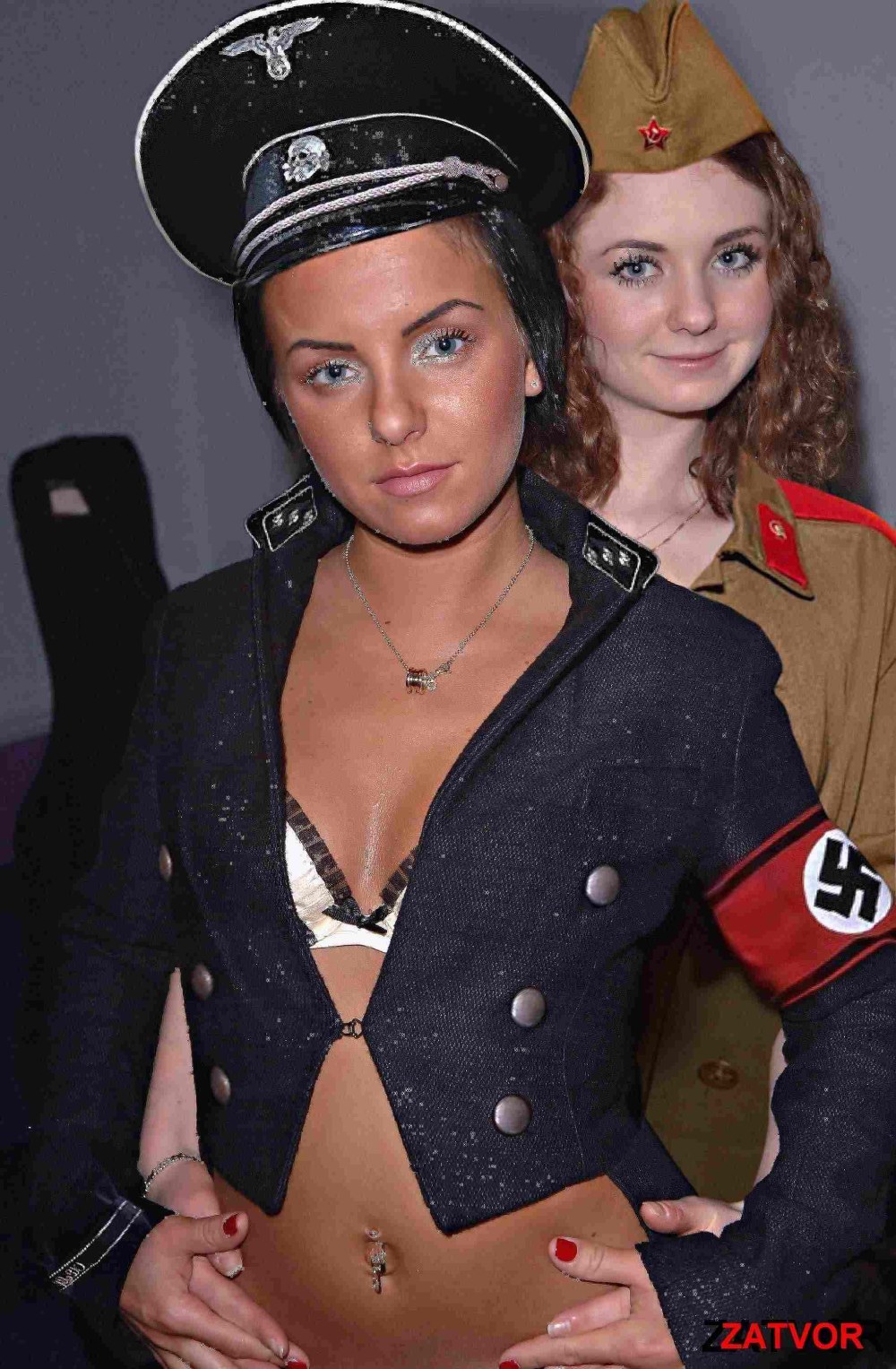 Лена Катина в военной форме