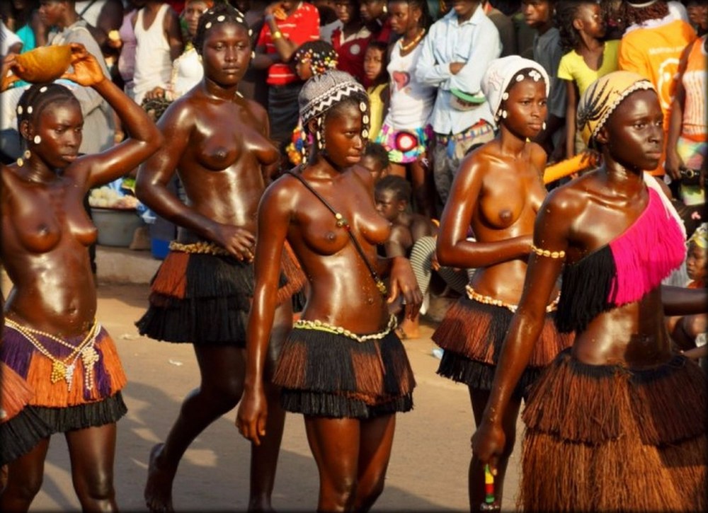 Carnaval Guinea Bissau girls